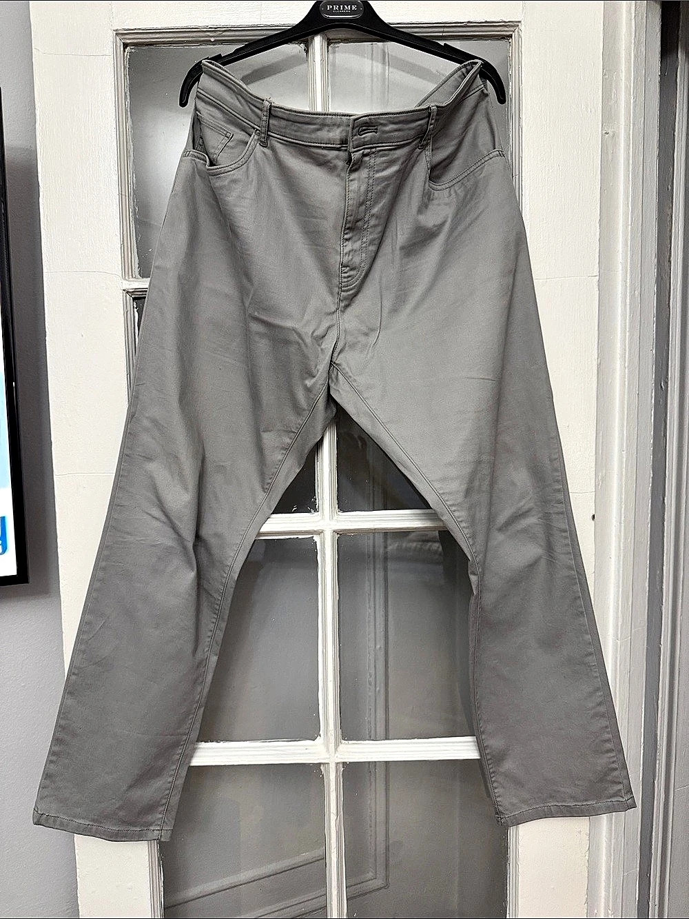 IZOD Saltwater 5-Pocket Straight Fit Chino Pant Gray Waist 38 x 30